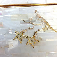 Cargar imagen en el visor de la galería, {{ shop_elviajedelaslobas }} {{ joyería_botánica}} {{ joyería_artesanal}} {{ joyas_naturales }} {{ amuletos_botánicos}}