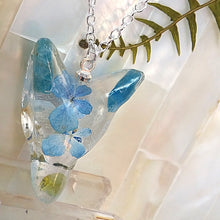 Cargar imagen en el visor de la galería, {{ shop_elviajedelaslobas }} {{ joyería_botánica}} {{ joyería_artesanal}} {{ joyas_naturales }} {{ amuletos_botánicos}}