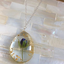 Cargar imagen en el visor de la galería, {{ shop_elviajedelaslobas }} {{ joyería_botánica}} {{ joyería_artesanal}} {{ joyas_naturales }} {{ amuletos_botánicos}}