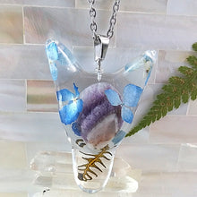 Cargar imagen en el visor de la galería, {{ shop_elviajedelaslobas }} {{ joyería_botánica}} {{ joyería_artesanal}} {{ joyas_naturales }} {{ amuletos_botánicos}}