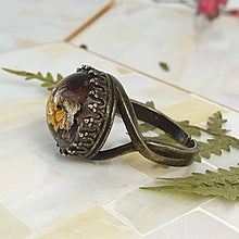 Cargar imagen en el visor de la galería, {{ shop_elviajedelaslobas }} {{ joyería_botánica}} {{ joyería_artesanal}} {{ joyas_naturales }} {{ amuletos_botánicos}}