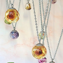 Cargar imagen en el visor de la galería, {{ shop_elviajedelaslobas }} {{ joyería_botánica}} {{ joyería_artesanal}} {{ joyas_naturales }} {{ amuletos_botánicos}}