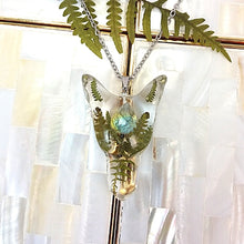 Cargar imagen en el visor de la galería, {{ shop_elviajedelaslobas }} {{ joyería_botánica}} {{ joyería_artesanal}} {{ joyas_naturales }} {{ amuletos_botánicos}}